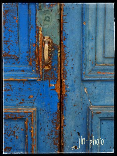La porte bleu